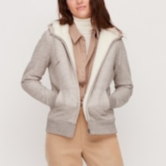 Uniqlo Tops - Uniqlo Pile-Lined Fleece Hoodie